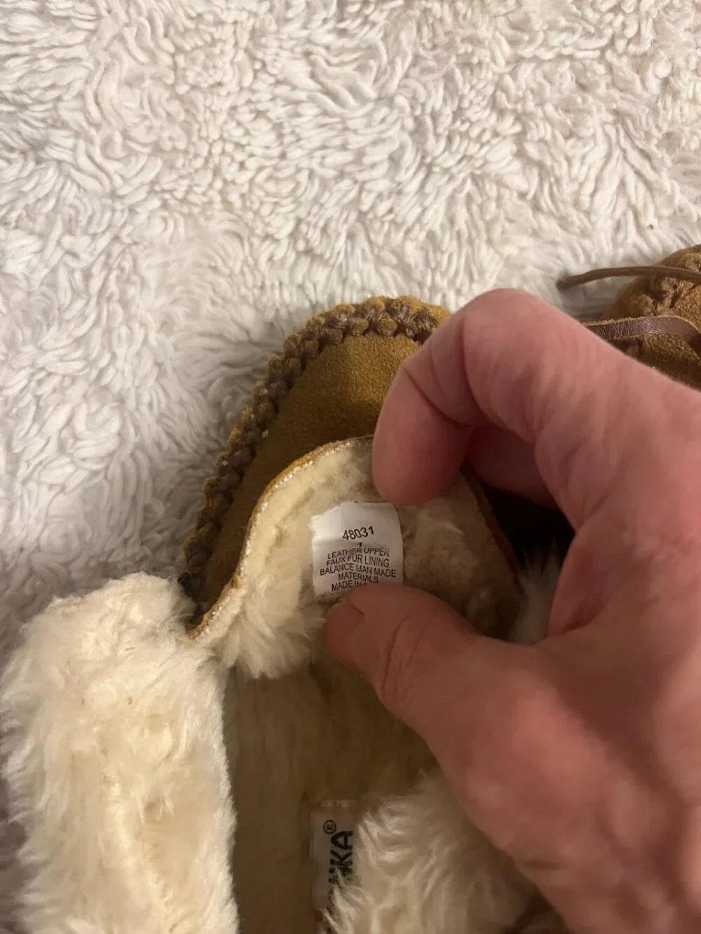 Childrens Minnetonka leather moccasin slippers